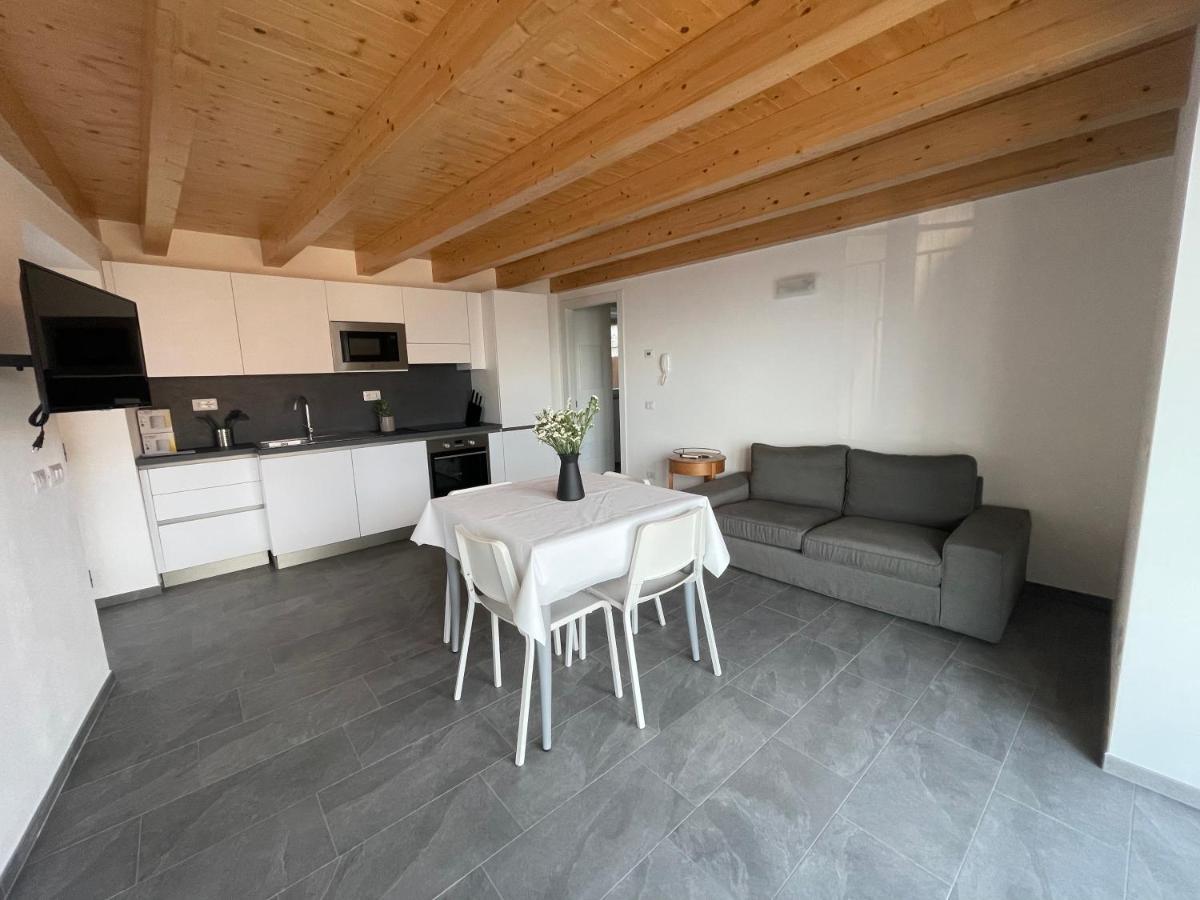 Delfina Home Terrazzo 013239-Cni-00132 Vercana Екстериор снимка