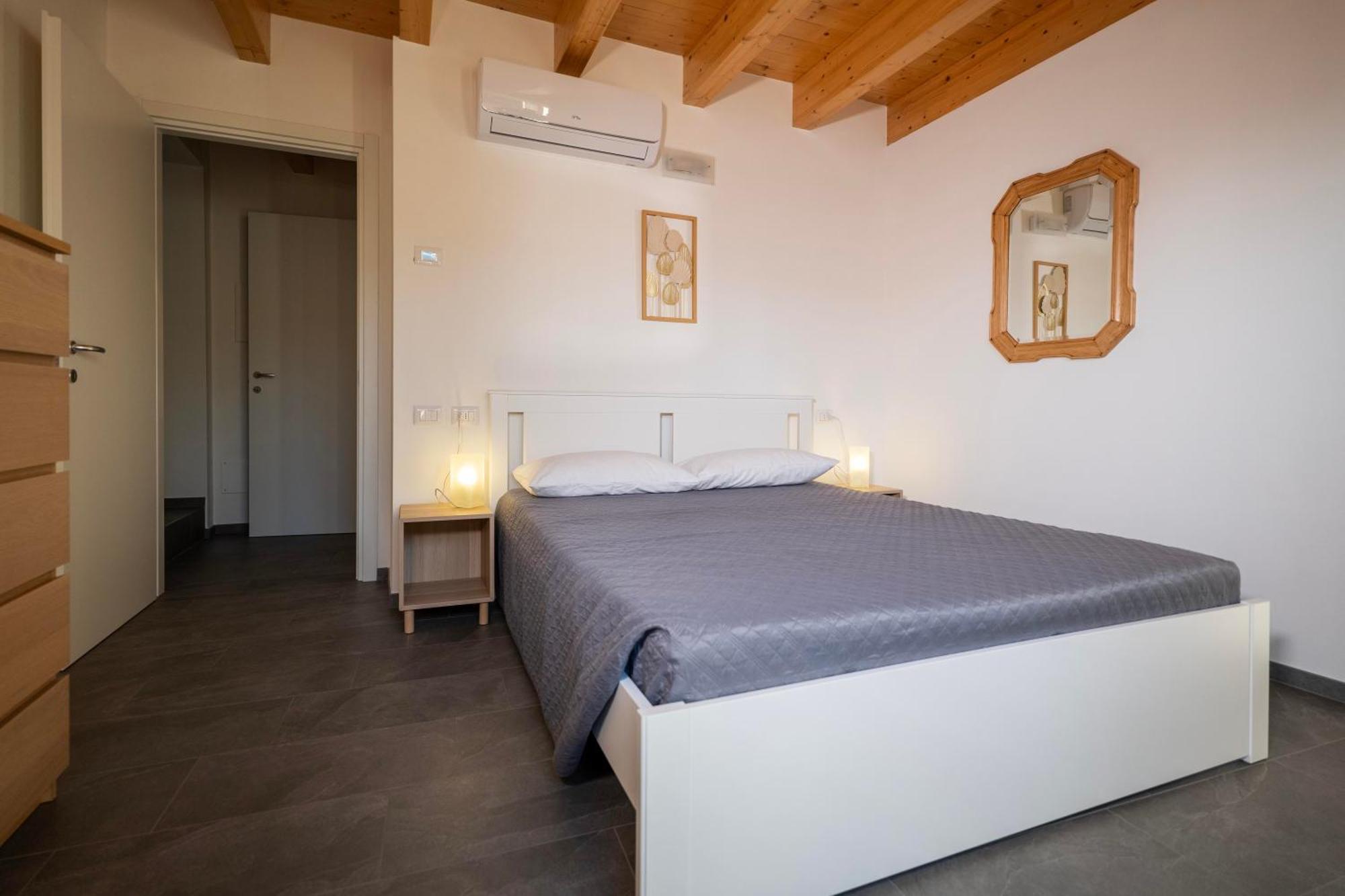 Delfina Home Terrazzo 013239-Cni-00132 Vercana Екстериор снимка