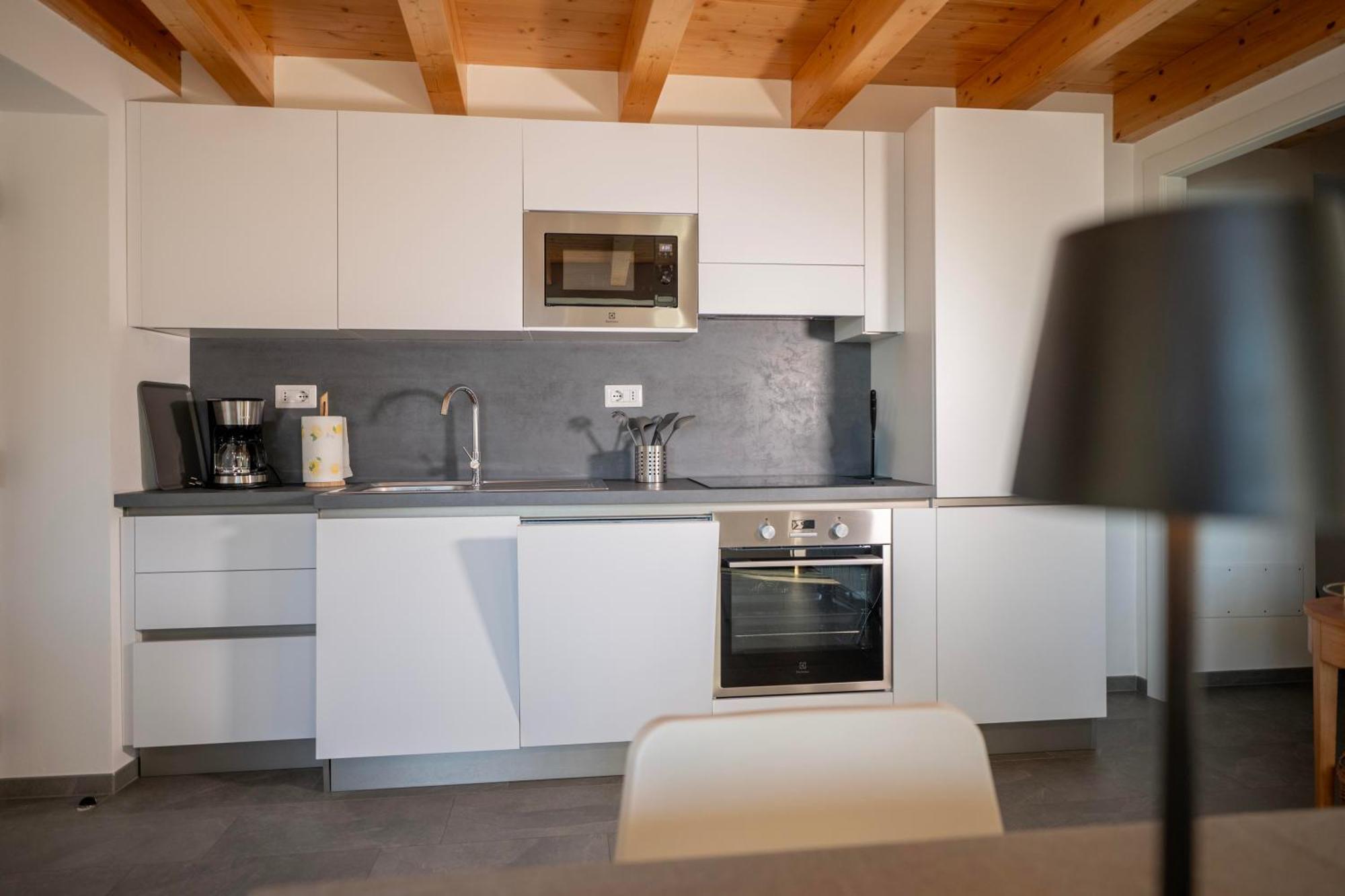 Delfina Home Terrazzo 013239-Cni-00132 Vercana Екстериор снимка